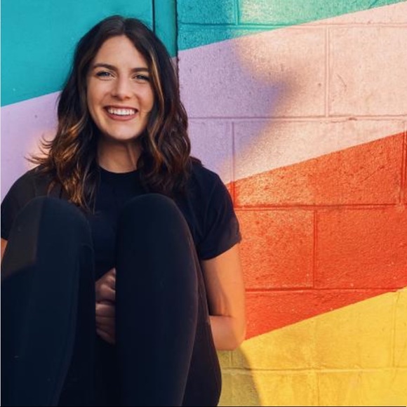 Meet your Posher, Haley! - Picture 1 of 1